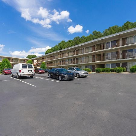 אטלנטה Budgetel Inn And Suites מראה חיצוני תמונה
