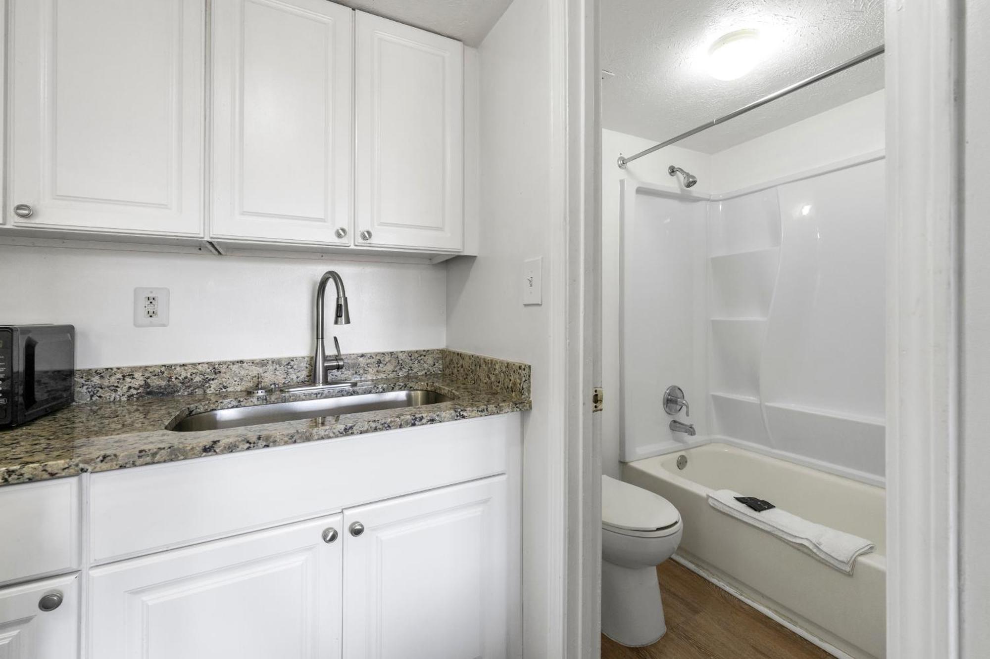 אטלנטה Budgetel Inn And Suites מראה חיצוני תמונה