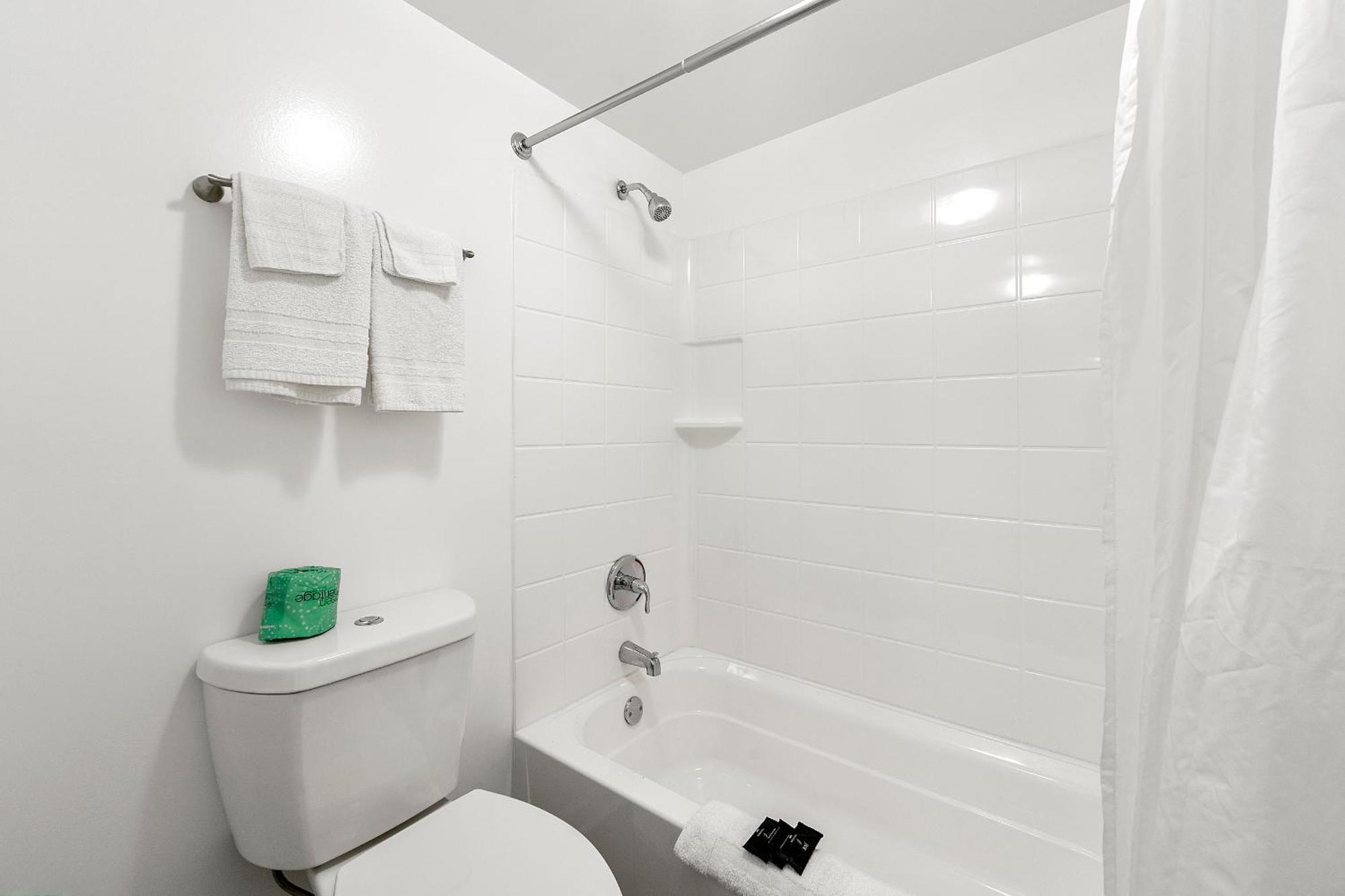 אטלנטה Budgetel Inn And Suites מראה חיצוני תמונה