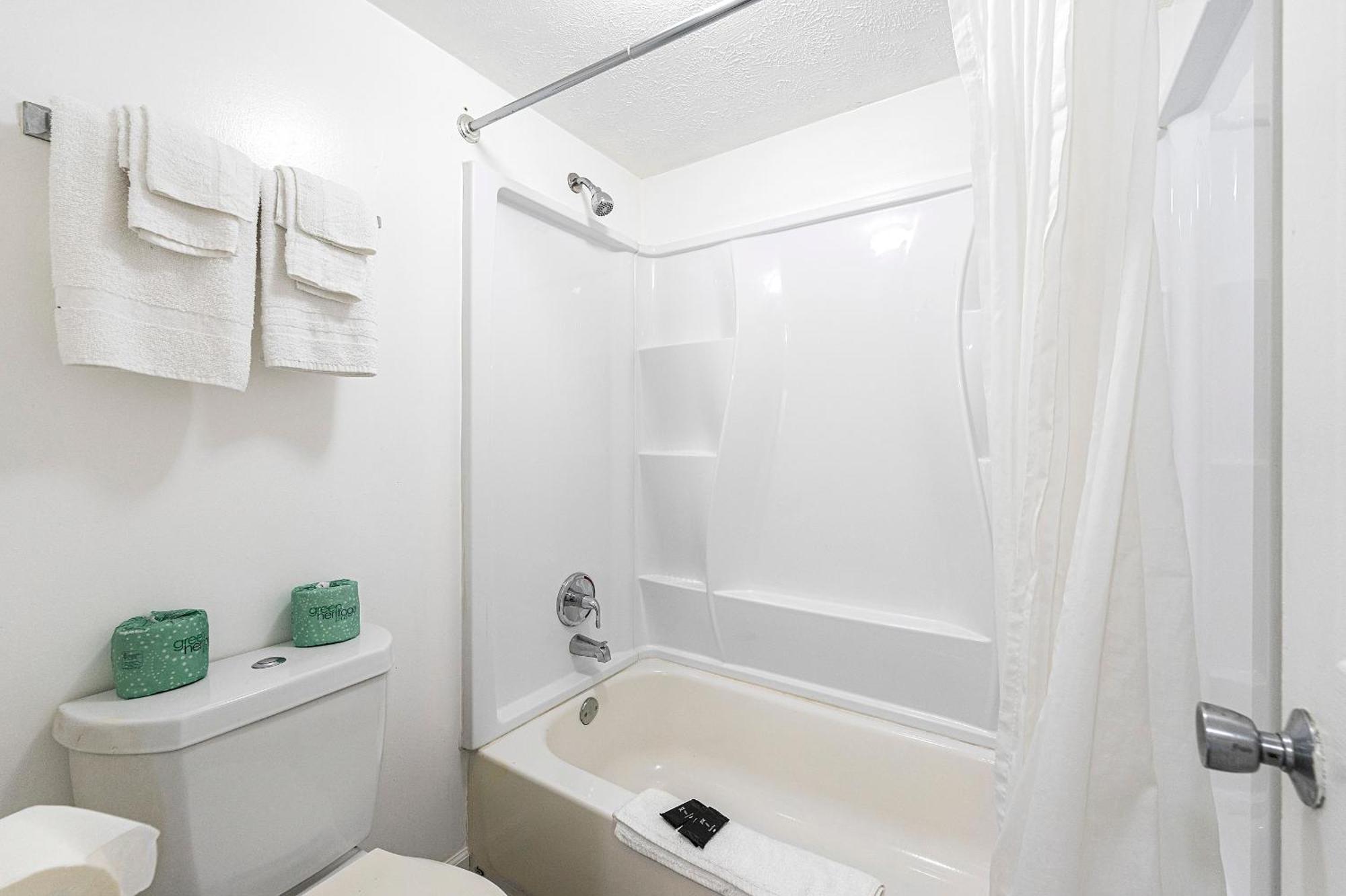 אטלנטה Budgetel Inn And Suites מראה חיצוני תמונה