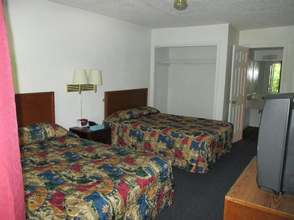 אטלנטה Budgetel Inn And Suites חדר תמונה